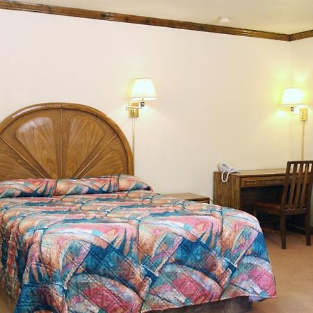 Country Inn Motel Dove Creek Zewnętrze zdjęcie
