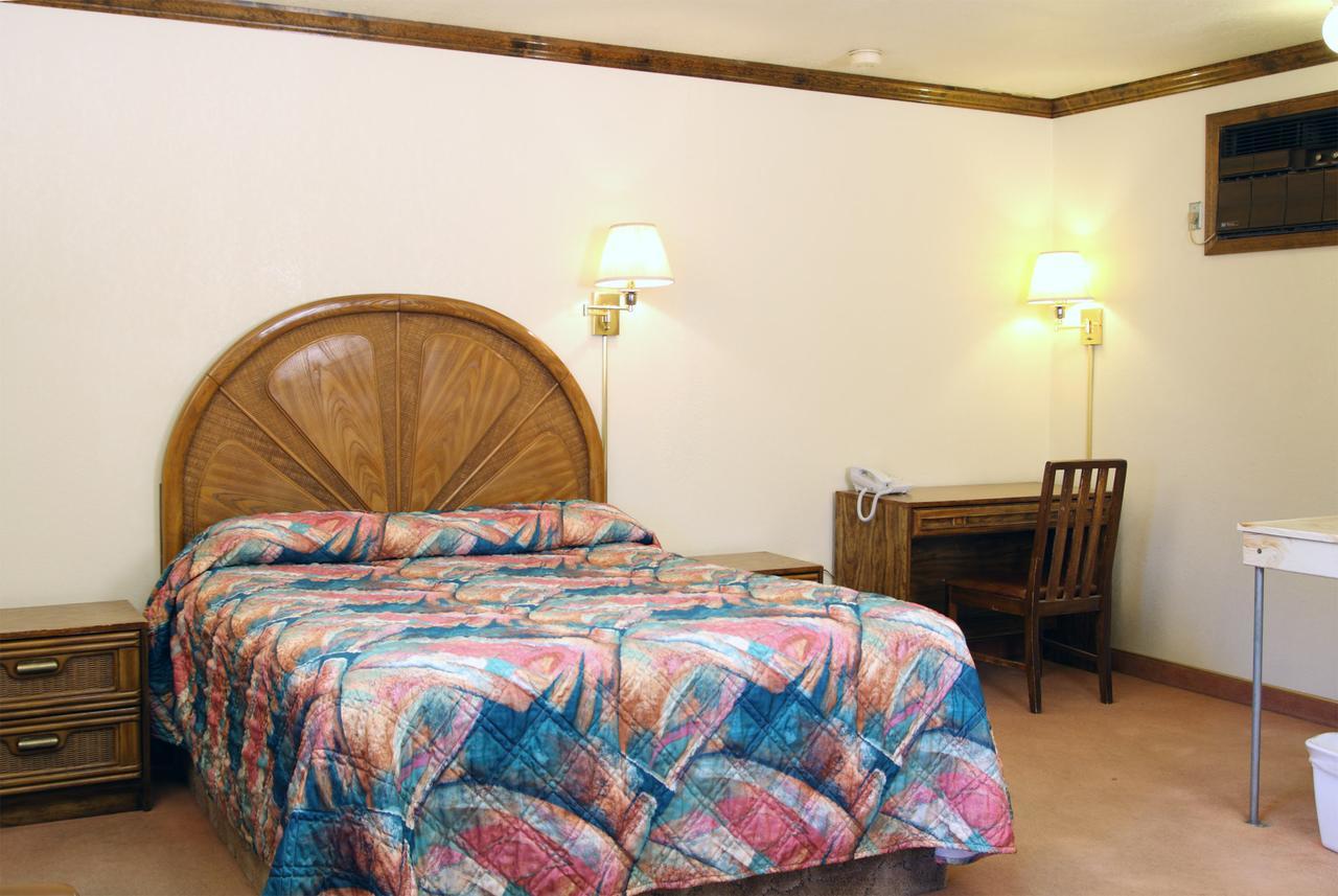 Country Inn Motel Dove Creek Zewnętrze zdjęcie
