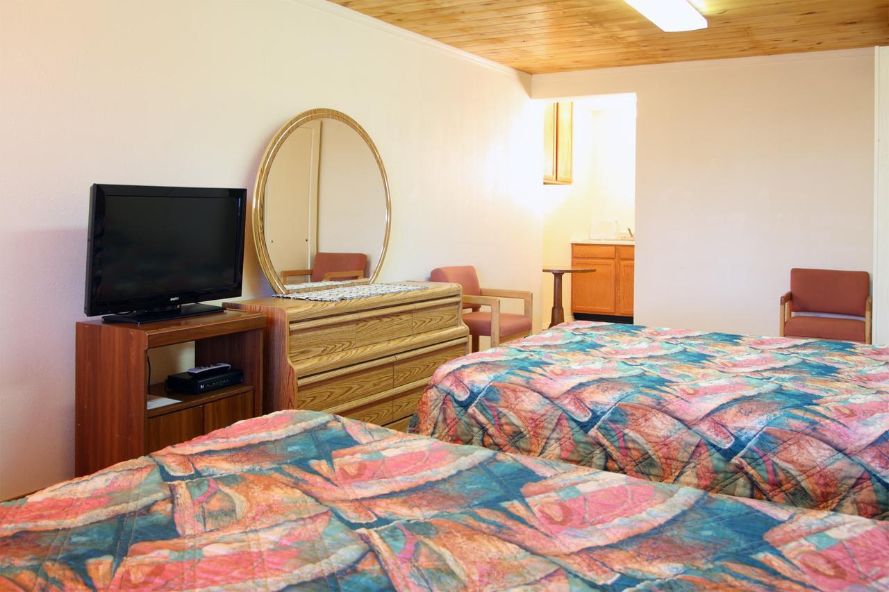 Country Inn Motel Dove Creek Zewnętrze zdjęcie